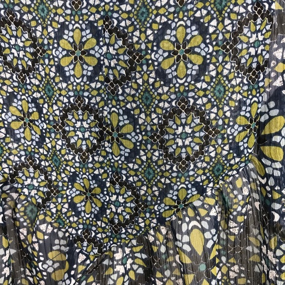 Violet + Claire Blue Green Sheer Round Neck Floral Geometric Pattern Long Sleeve - Picture 5 of 7